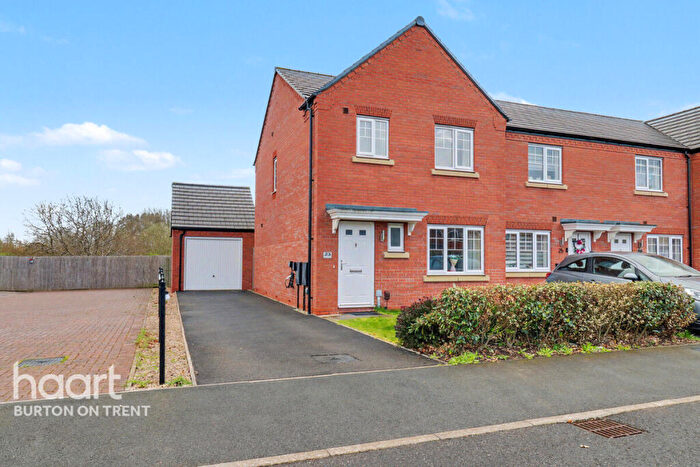 3 Bedroom End Of Terrace House For Sale In Osprey Drive, Burton-On-Trent, DE14