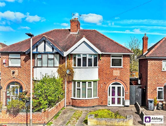 3 Bedroom Semi Detached House For Sale In Barton Road, Leicester, LE3