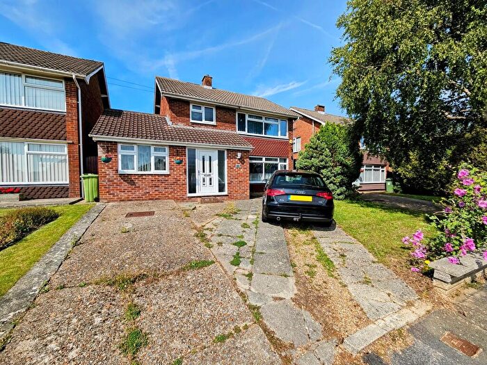 3 Bedroom Detached House For Sale In Somervell Drive, Fareham, PO16