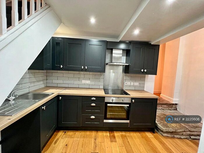 2 Bedroom Terraced House To Rent In Andrew Street, Stockport, SK6