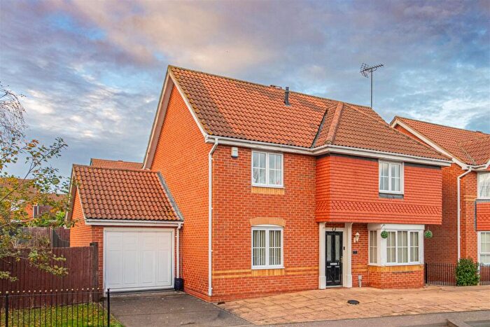 4 Bedroom Detached House For Sale In Boughton Road, Corby, NN18