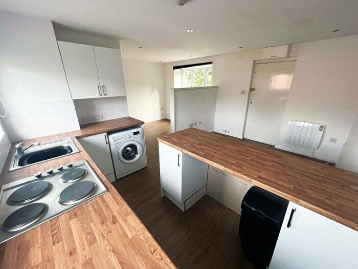 1 Bedroom Flat To Rent In Willow Grove, St. Mellons, Cardiff, CF3