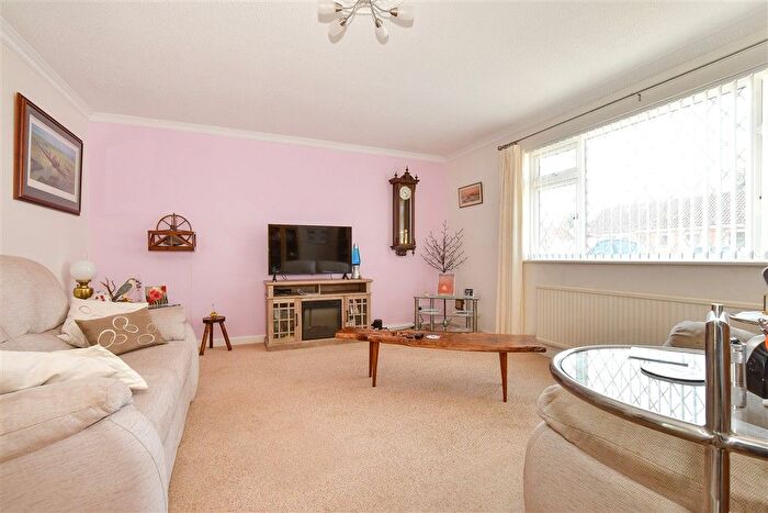 3 Bedroom Detached Bungalow For Sale In Westlands, Totland Bay, Isle Of Wight, PO39