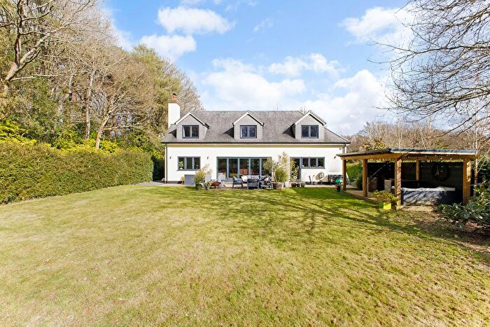 4 Bedroom Detached House For Sale In Durfold Wood, Billingshurst, RH14