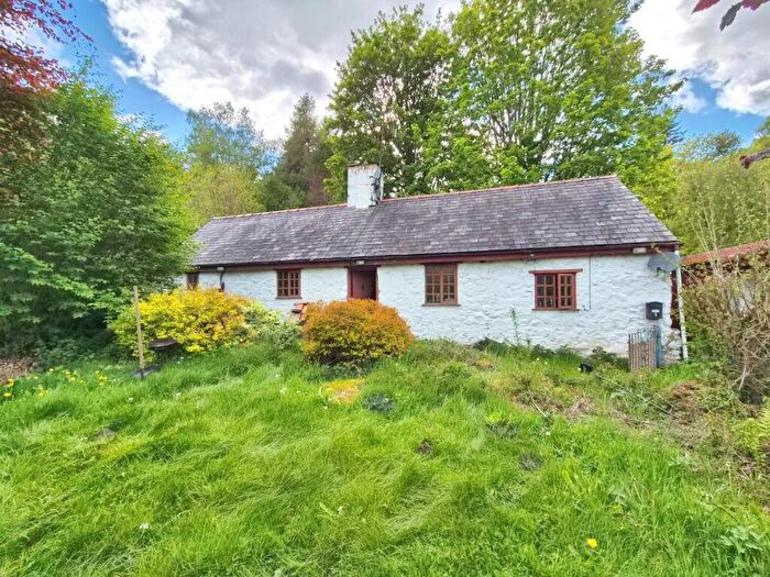 2 Bedroom Cottage For Sale In The Nant, Llanferres, Mold, CH7