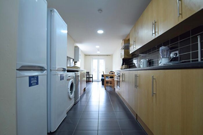 5 Bedroom House To Rent In Arabella Street, Roath, CF24