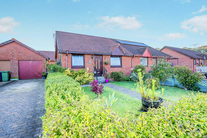2 Bedroom Bungalow For Sale In Laurel Grove, Bonnybridge, Stirlingshire, FK4