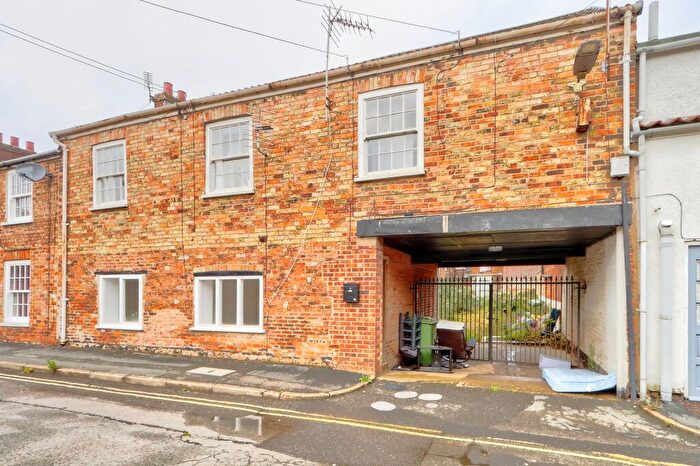 8 Bedroom Block Of Apartments For Sale In Garden Street, Lincolnshire, DN20