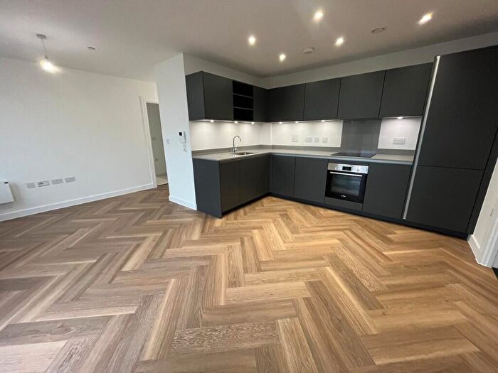 2 Bedroom Apartment To Rent In Lockside House, Scotland Street, B1