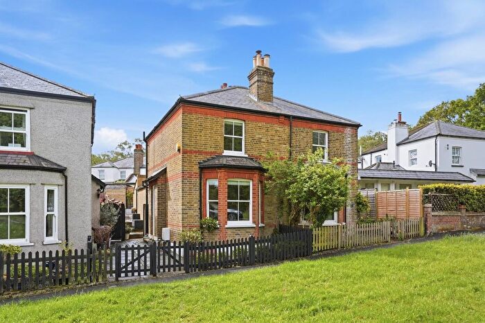 3 Bedroom Semi-Detached House For Sale In Bramble Walk, Epsom, KT18
