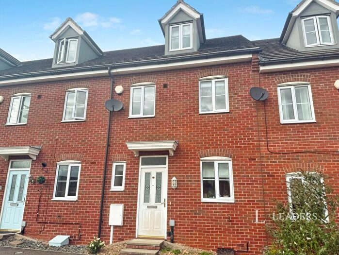 3 Bedroom Terraced House To Rent In Coltsfoot Drive, Bourne, PE10