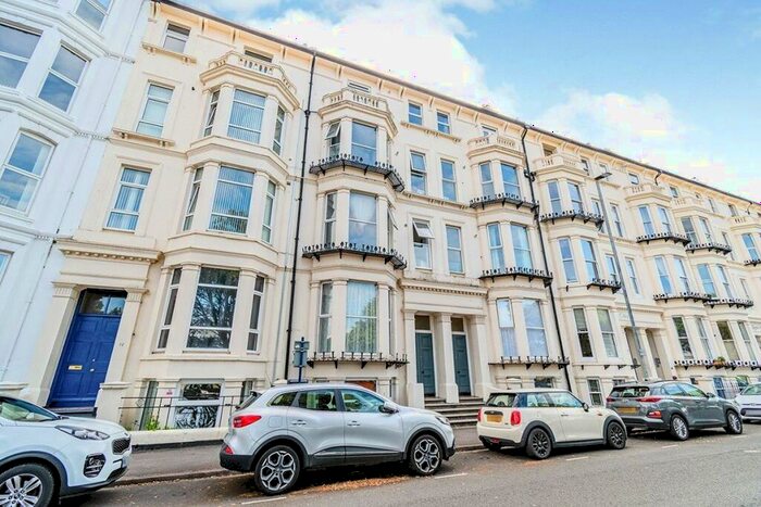 1 Bedroom Flat To Rent In Western Parade, Southsea, Hampshire, PO5