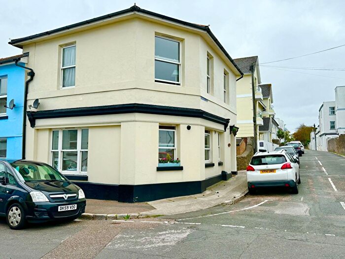 3 Bedroom End Terrace House For Sale In Bedford Road, Torquay, TQ1