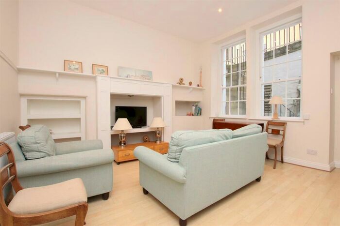 1 Bedroom Flat To Rent In Marlborough Street, Bath, BA1