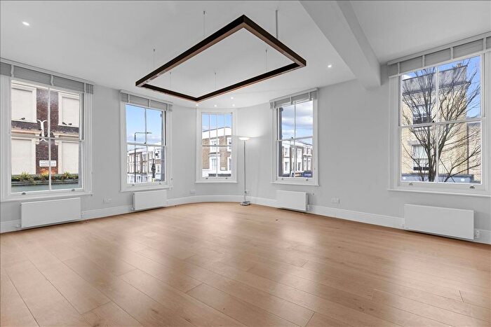 1 Bedroom Flat To Rent In Westbourne Park Road, London, W11
