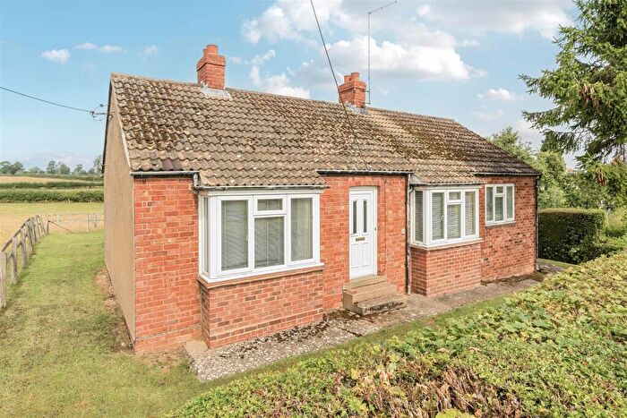 2 Bedroom Detached Bungalow For Sale In High Street, Astcote, NN12
