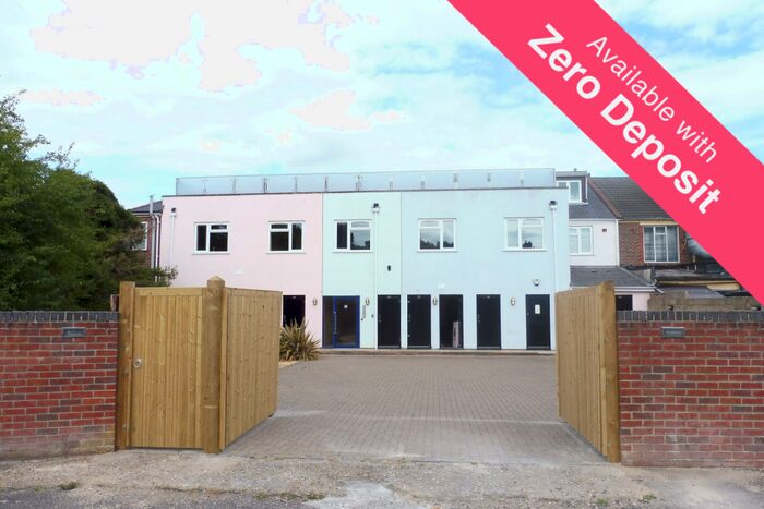 2 Bedroom Apartment To Rent In Westley Grove, Fareham, PO14