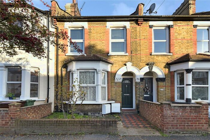 1 Bedroom Flat To Rent In Borwick Avenue, Walthamstow, London, E17