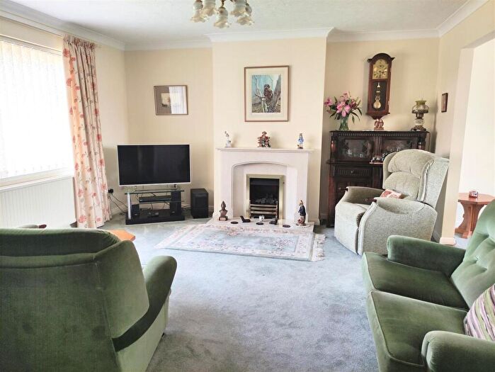 4 Bedroom Detached House For Sale In Cedar Wood Close, Fair Oak, Eastleigh, SO50