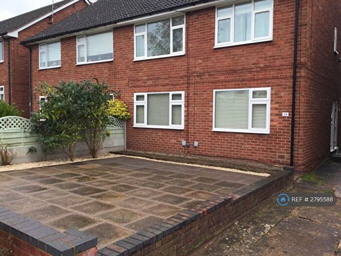 2 Bedroom Flat To Rent In Royal Oak Lane, Bedworth, CV12