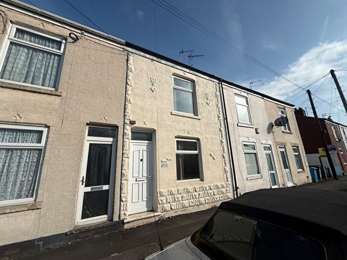 2 Bedroom Terraced House For Sale In Barnsley Street, Hull, HU8