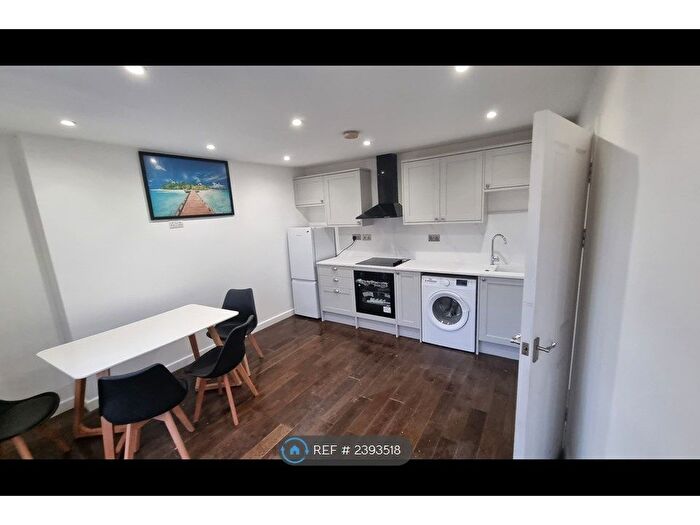 2 Bedroom Flat To Rent In Dulwich, Dulwich, SE21