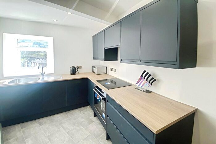 1 Bedroom End Of Terrace House To Rent In South Street, Keighley, West Yorkshire, BD21