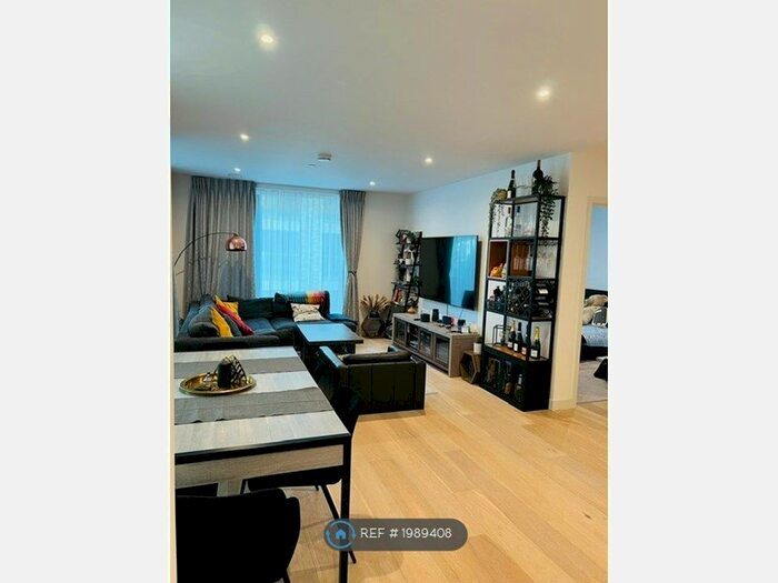 2 Bedroom Flat To Rent In John Cabot House, London, E16