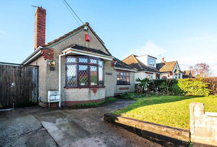 3 Bedroom Bungalow For Sale In Frampton End Road, Frampton Cotterell, Bristol, Avon, BS36