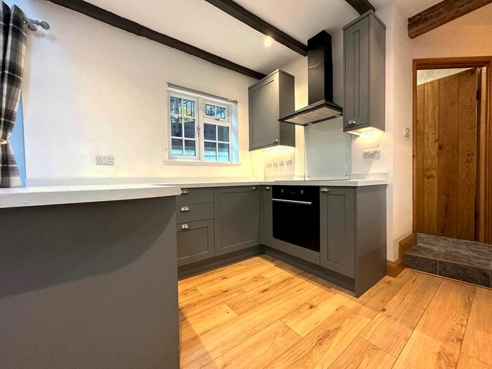 2 Bedroom Bungalow To Rent In Charing Hill, Charing, Ashford, TN27