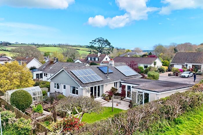 3 Bedroom Detached House For Sale In Salt Box Close, Mylor Bridge, TR11