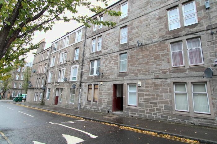 1 Bedroom Flat To Rent In Baldovan Terrace, Dundee, DD4