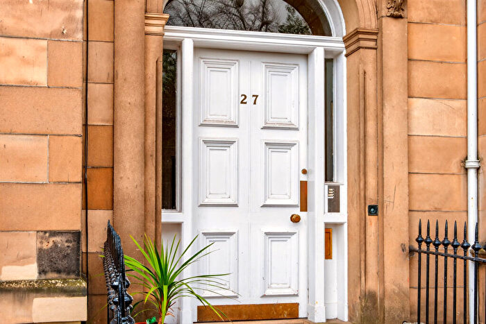 3 Bedroom Flat For Sale In (F) Douglas Crescent, Edinburgh, West End, EH12