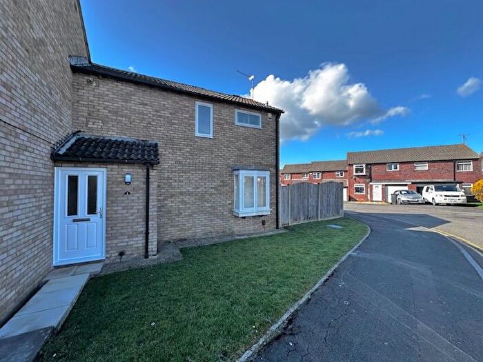 2 Bedroom Property To Rent In Elizabeth Crescent, Stoke Gifford, Bristol, BS34