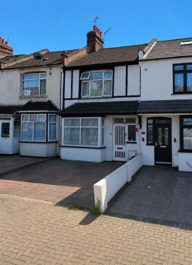 Studio To Rent In Pinner Road, Harrow, HA1