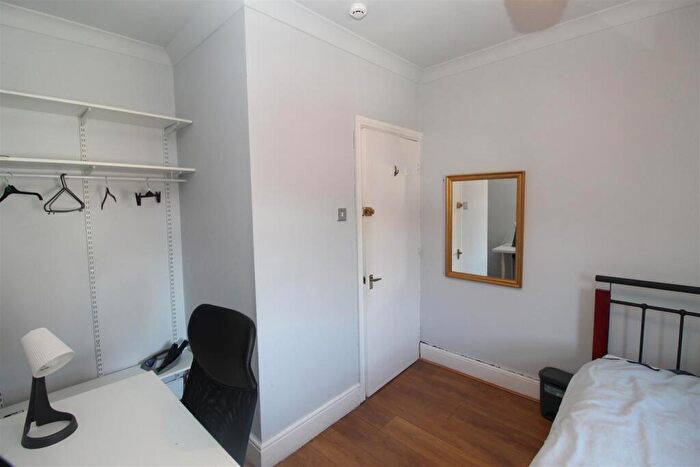 1 Bedroom House To Rent In Plasnewydd Place, Cardiff, CF24