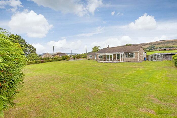 2 Bedroom Bungalow For Sale In Parsons Lane, Brough, Hope, Hope Valley, S33