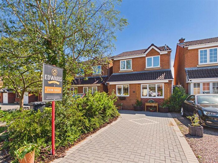 3 Bedroom Detached House For Sale In Heron Lane, Stratford-Upon-Avon, CV37