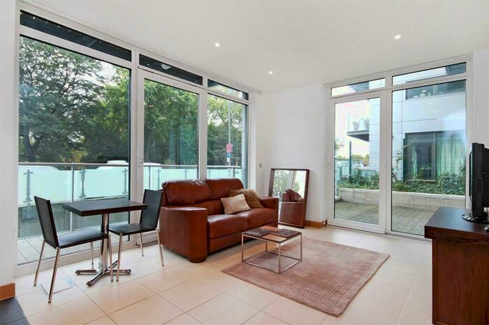 1 Bedroom Apartment To Rent In Eustace Building, Queenstown Road, London, SW11