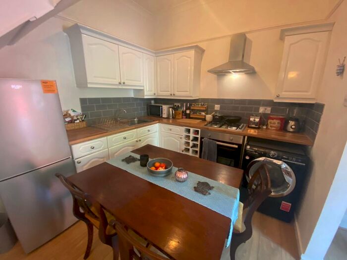 1 Bedroom House To Rent In London Avenue, Portsmouth, PO2