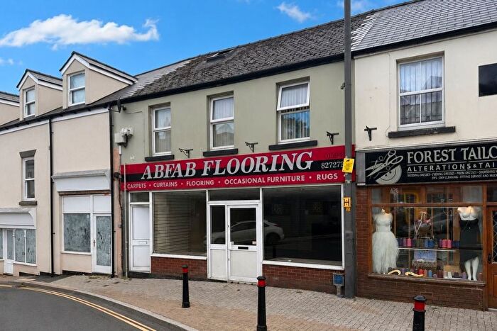 2 Bedroom Block Of Flats For Sale In Market Street, Cinderford, GL14