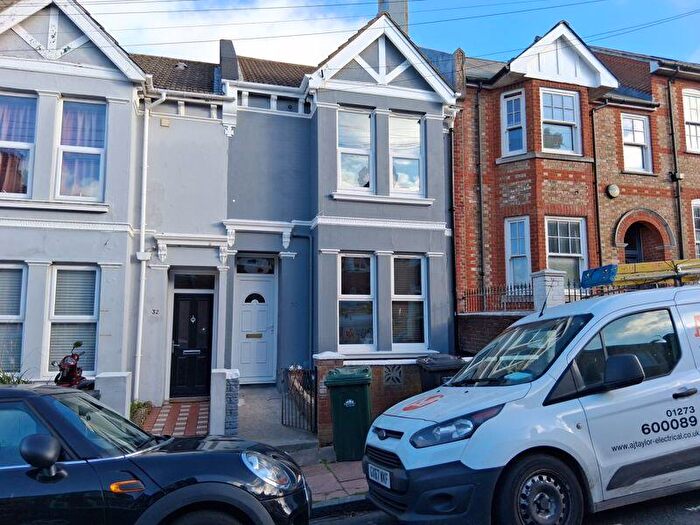 5 Bedroom Terraced House To Rent In Brading Road, Brighton, BN2