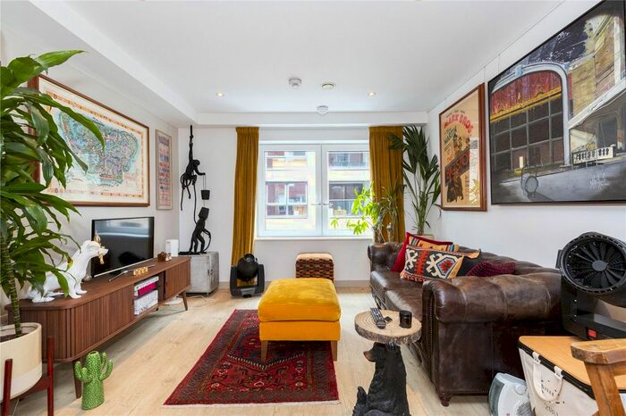 2 Bedroom Flat To Rent In Wharf Road, London, N1