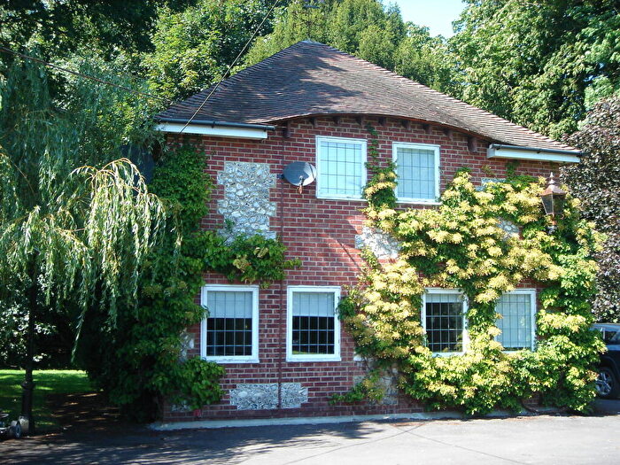 2 Bedroom Detached House To Rent In Dummer, Basingstoke, Hampshire, RG25