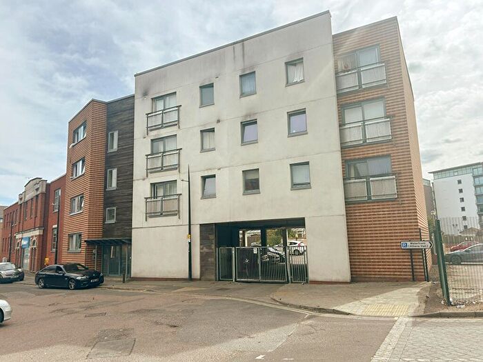 2 Bedroom Apartment To Rent In Wykes Bishop Street, Ipswich, Suffolk, IP3