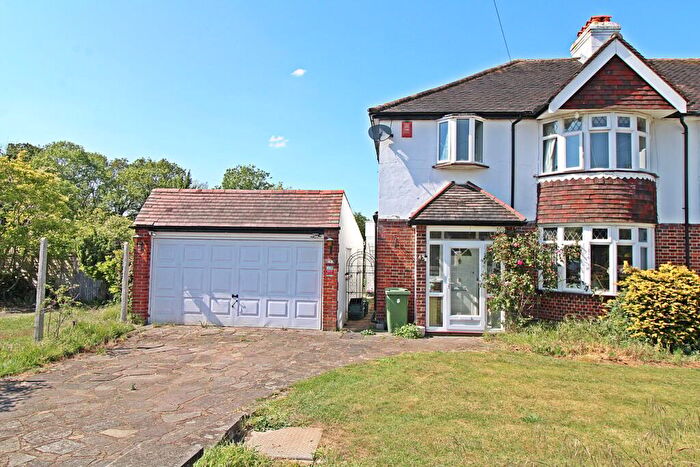3 Bedroom Semi-Detached House For Sale In The Avenue, West Wickham, BR4