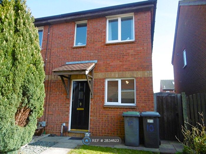 2 Bedroom Terraced House To Rent In Dickens Court, Biggleswade, SG18