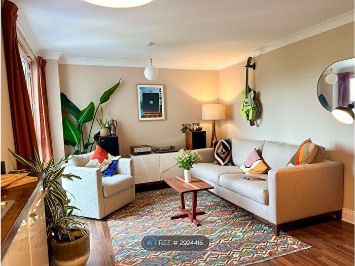 2 Bedroom Flat To Rent In Anerley Station Road, London, SE20