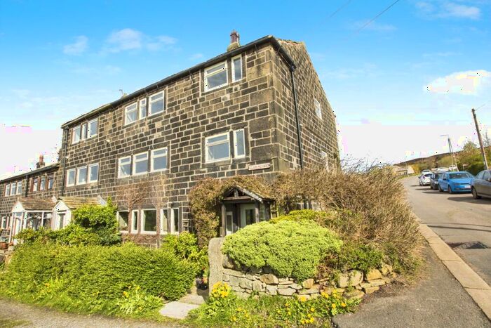 3 Bedroom End Of Terrace House For Sale In Club Houses, Wadsworth, Hebden Bridge, West Yorkshire, HX7