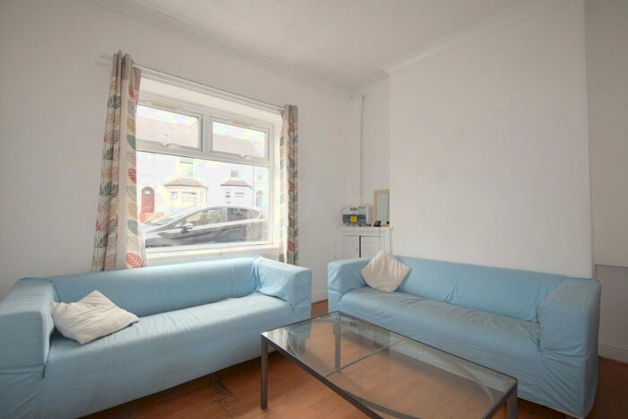 5 Bedroom House To Rent In Cathays Terrace, Cathays, CF24